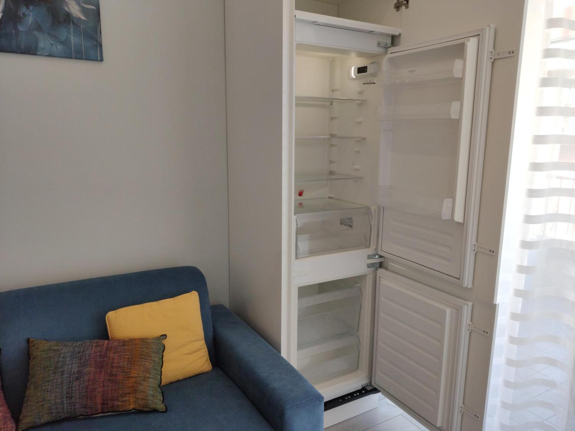 Matthias - - Modern And Cozy Flat, Close To The Metro - 10min From Station Mailand