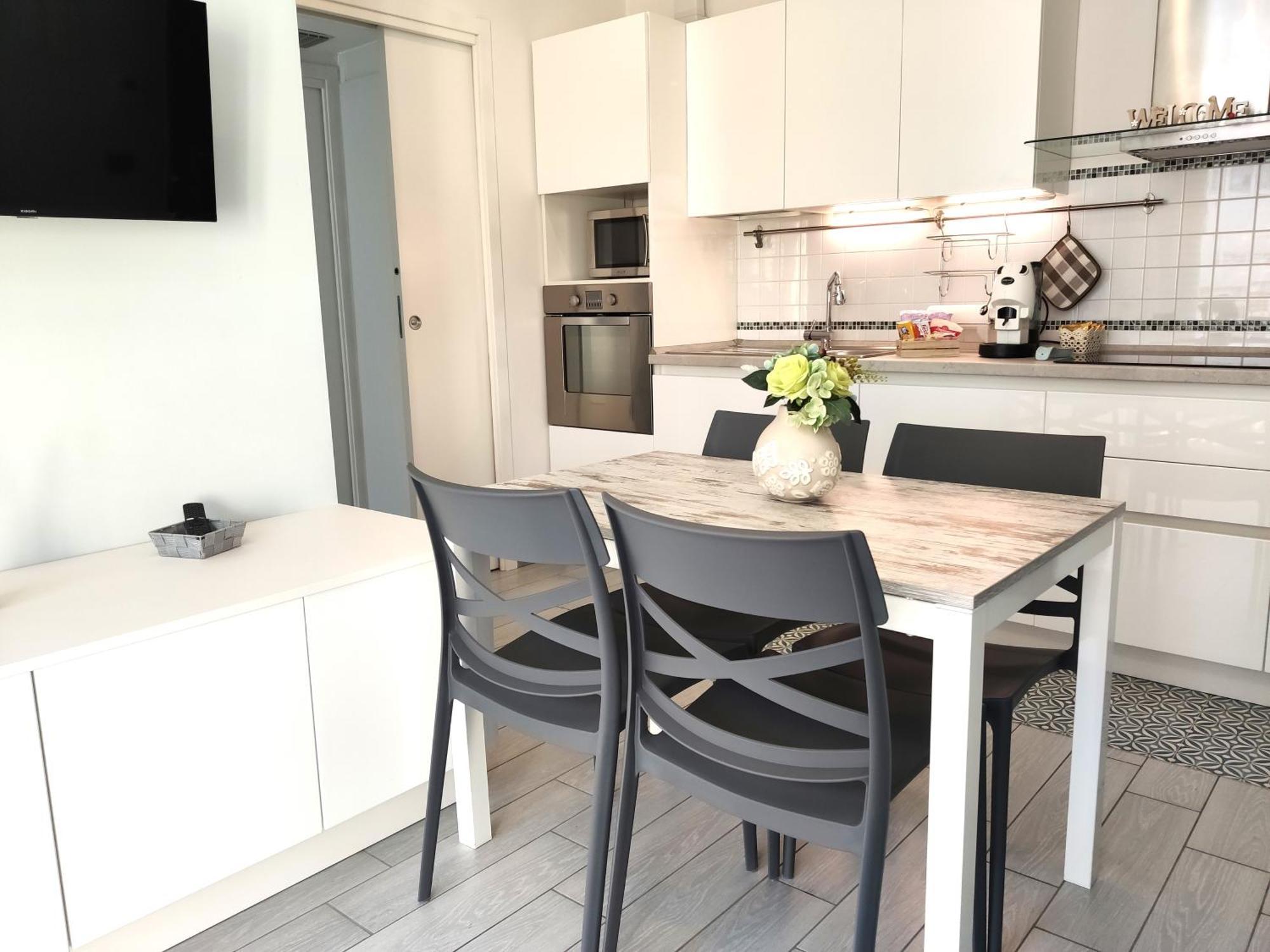 Matthias - - Modern And Cozy Flat, Close To The Metro - 10min From Station * Mailand