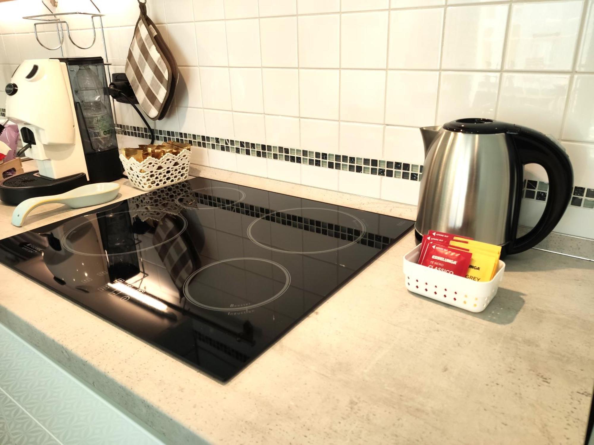 Matthias - - Modern And Cozy Flat, Close To The Metro - 10min From Station Milano