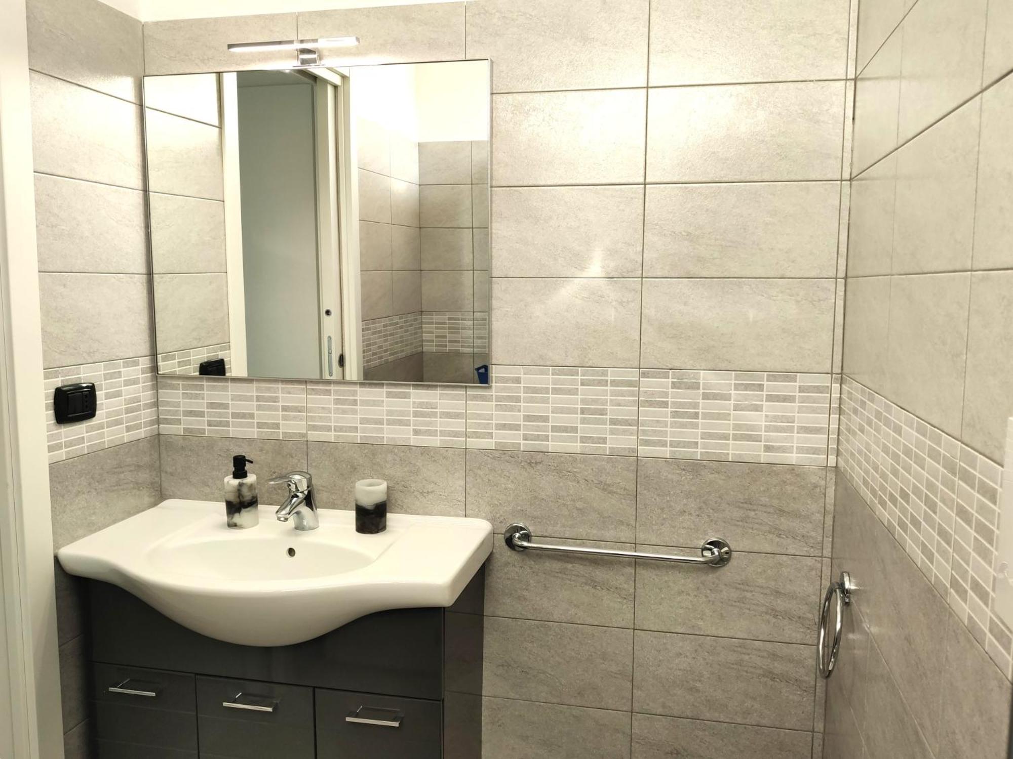 Appartamento Matthias - - Modern And Cozy Flat, Close To The Metro - 10min From Station Milano